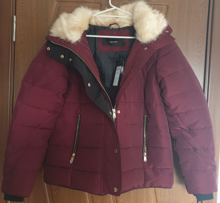 Urgent! Geaca Vero Moda marimea L