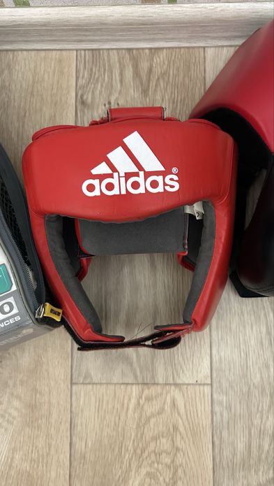 шлем adidas оригинал