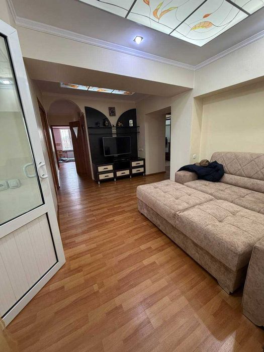 Продается  на Ц 1 экопарк .  4  комнатная лучшая цена