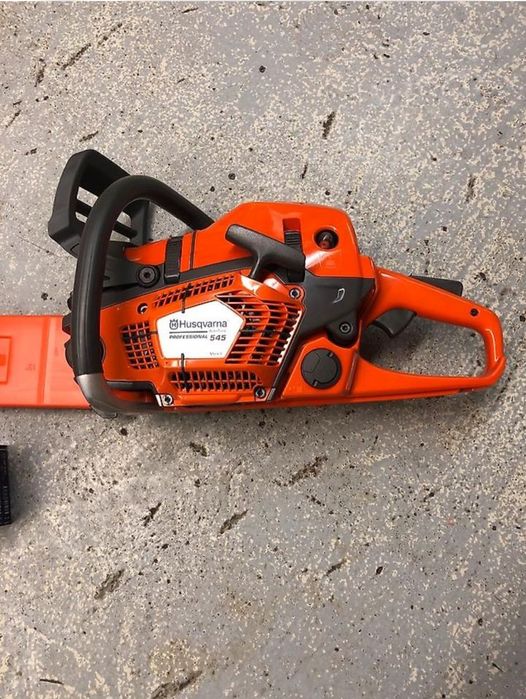 Vând motofierăstrău (drujbă) Husqvarna 545 Mark2