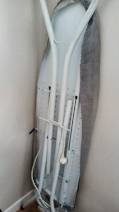 Отдам даром гладильную доску