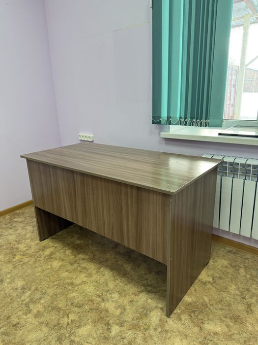 Стол офисный рабочий