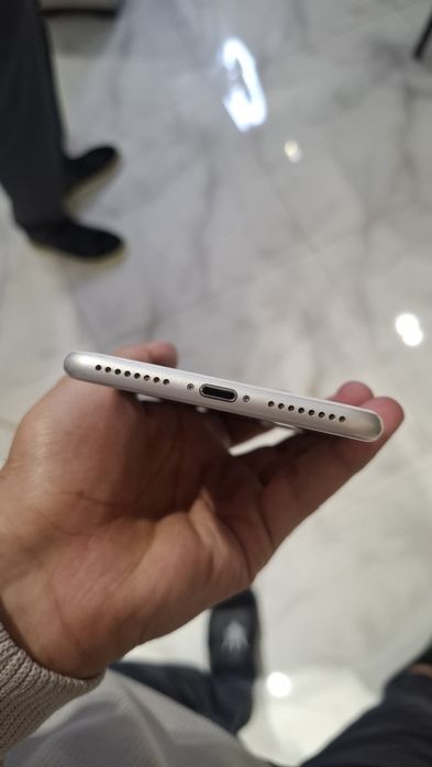 Iphone 7 plus 128Gb Sotiladi