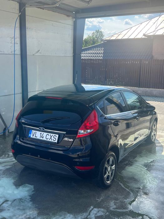 Ford Fiesta Mk7 1.4 benzina 90 cp an 2009