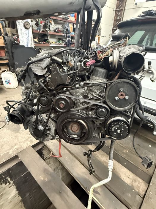 injector A6110700987 mercedes benz sprinter c class e class motor 2.2