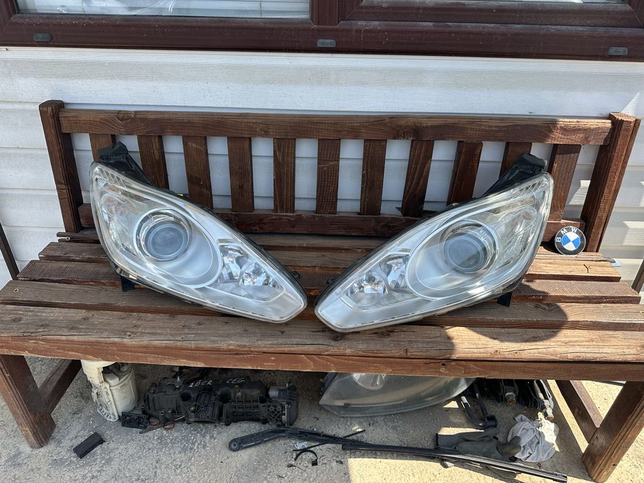 Фар/Фарове BiXenon за Ford C Max/Grand C Max след 2011г.!