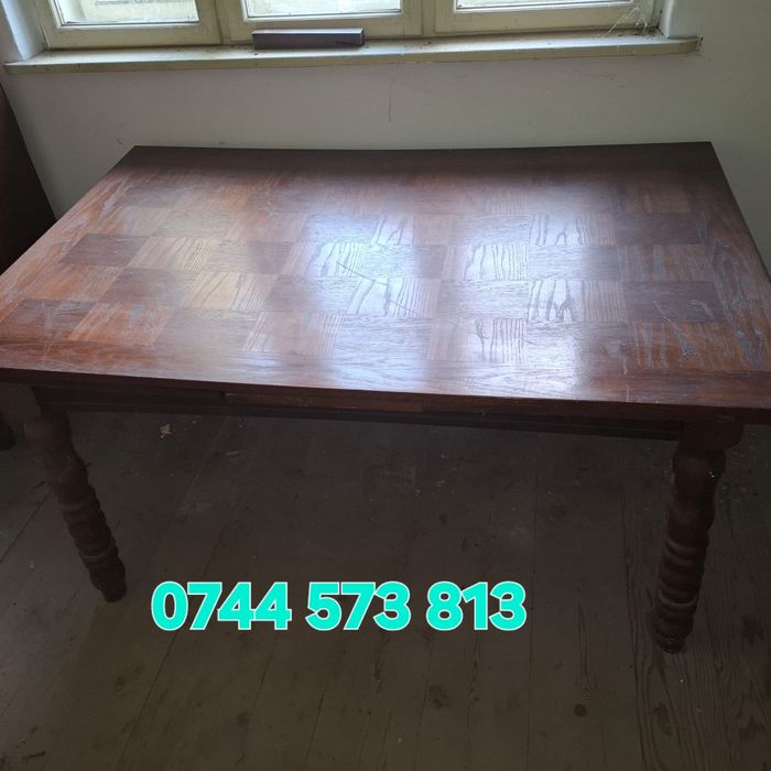 Canapea extensibila ca noua.Fotoliu.Masa stejar.Birou.Dulap mare