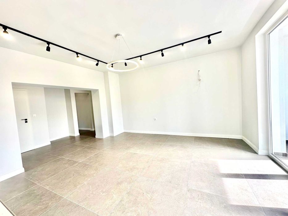 Продава се Четиристаен апартамент в София, Банишора - 90 кв.м за 1757 €/кв.м - Снимка #4