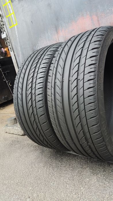 2бр. летни гуми 245/35/20 Nankang
dot22
7.6 mm