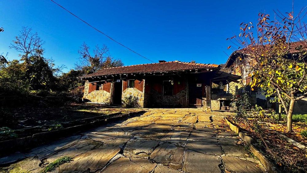 Продава се Къща в Севлиево - 197 кв.м за 143 €/кв.м - Снимка #1