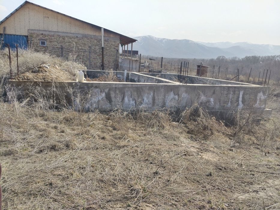 Продам участок с фундаментом