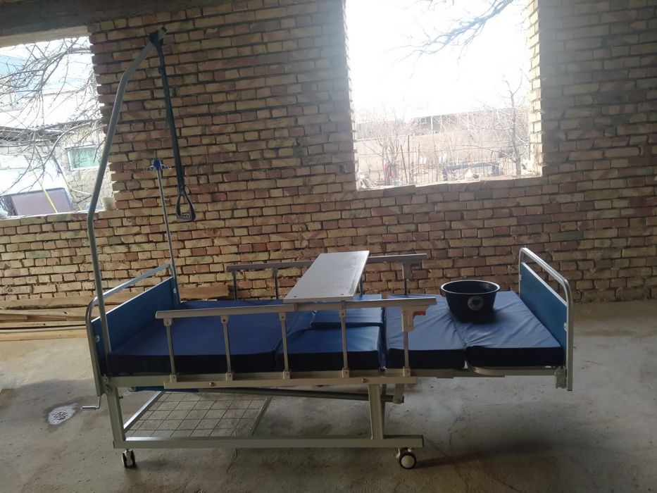 Инвалидная кровать