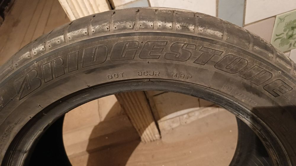 Продам шины летние разные на R17.