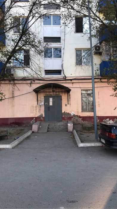 Срочно -3 комнатная квартира