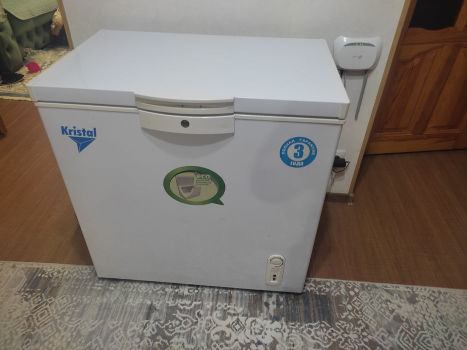 Продам морозильник