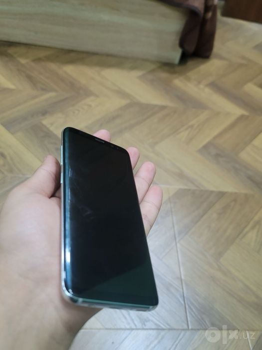 Iphone s8 sotiladi