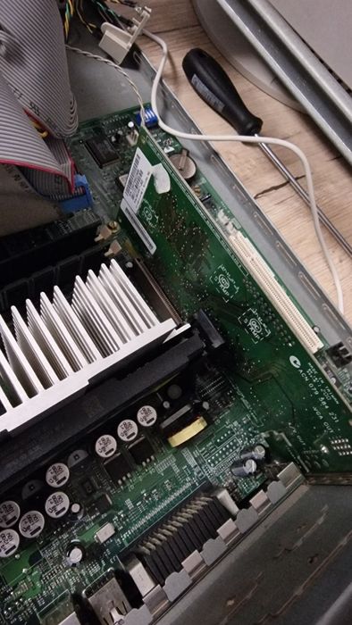 PC Retro IBM Pentium III 667MHz + Monitor CRT |  Win XP