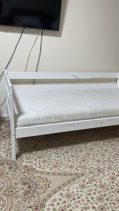 Продам детскую кровать