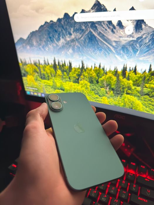 Iphone 16 128 гб коробка есть