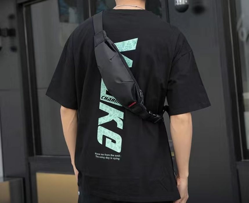 Барсетка мужская, бананка