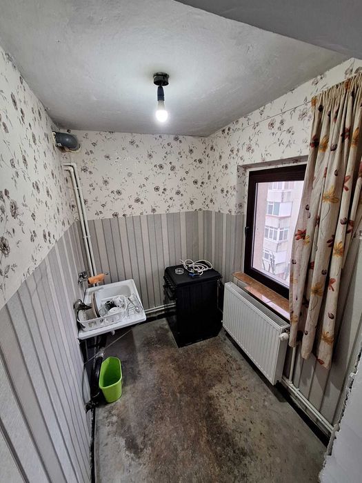 Vand garsoniera la etaj intermediar 4 din 5