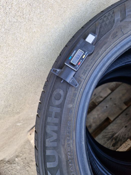 1sau 2anvelope vara aprx Noi 215 55 17 Kumho 2024