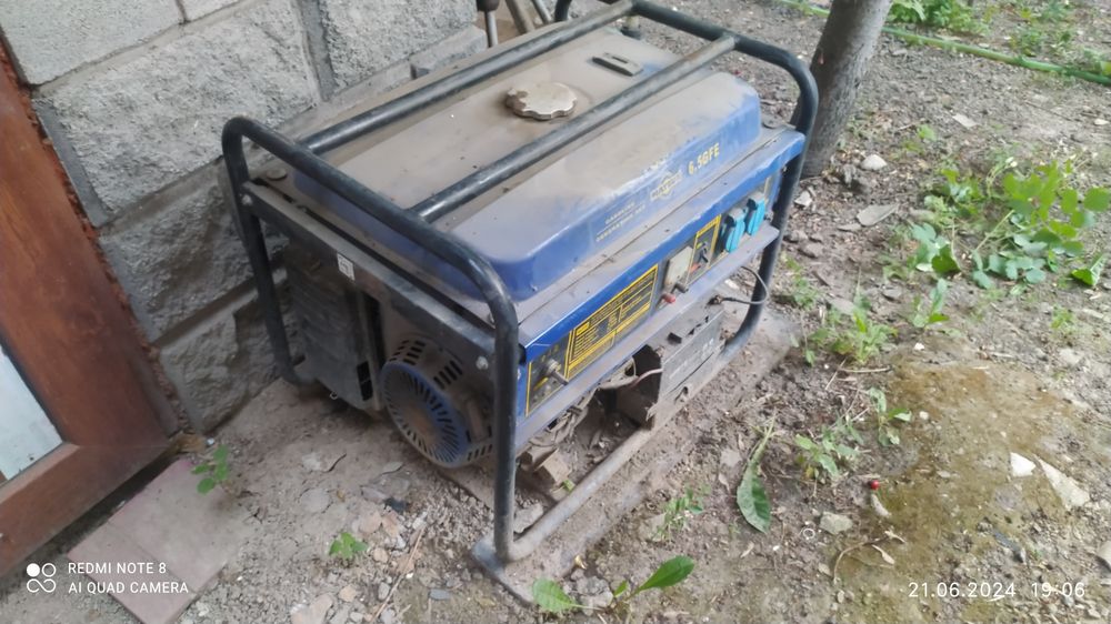 Продам Генератор бензиновый