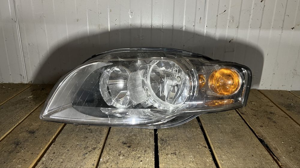 Ляв фар Audi A4 B7