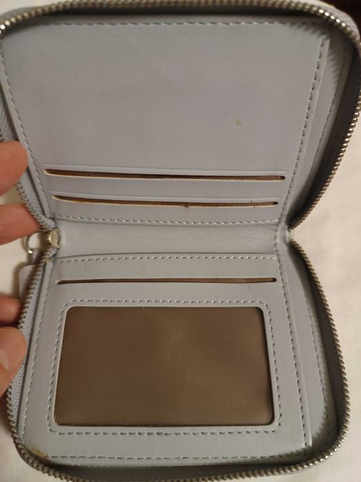 Продам Кошелек Miniso