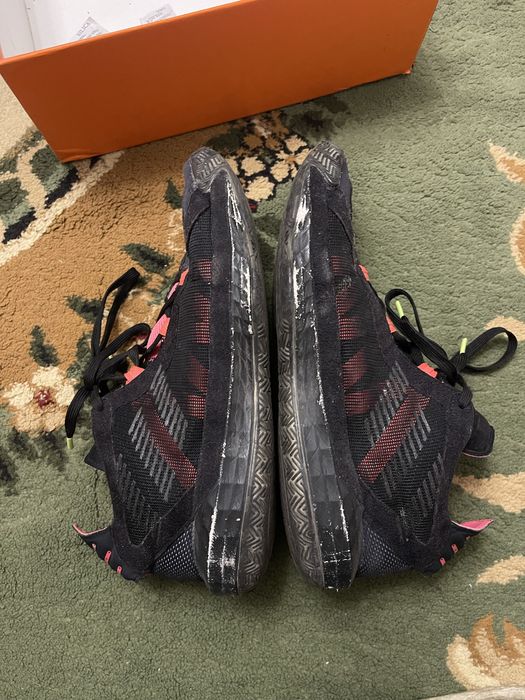 Баскетбольные кроссы оригинал Adidas!