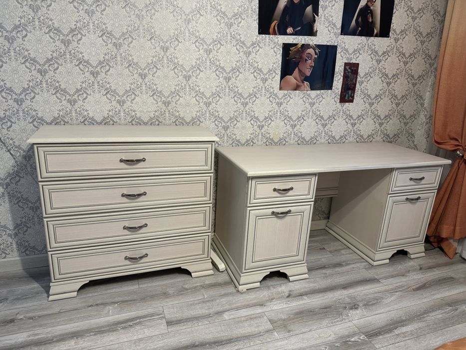 Продается спальный гарнитур