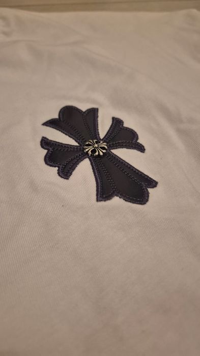 Tricou Chrome Hearts alb din piele cu elemente metalice