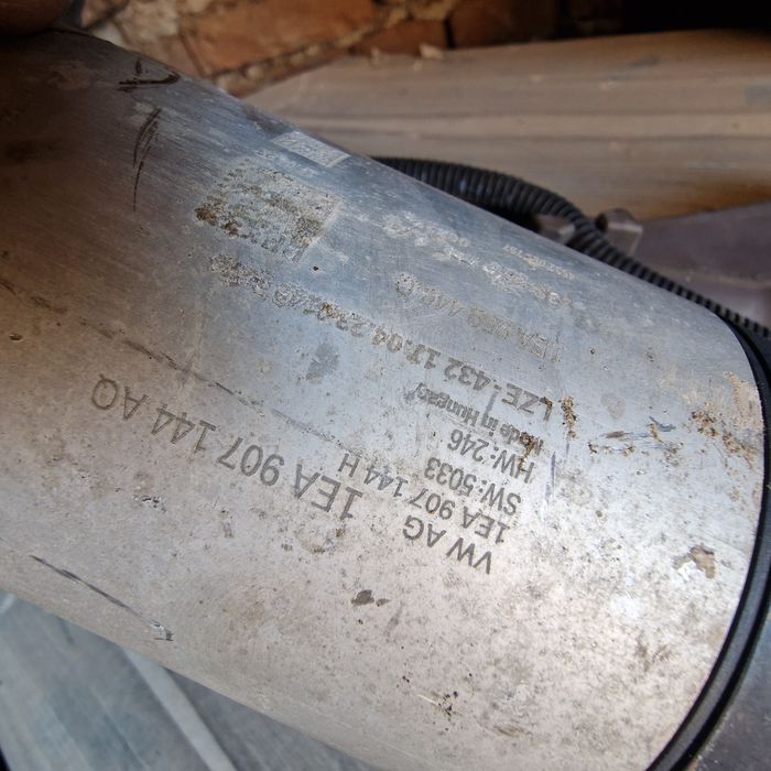 VW ID3 ID4 ID5  Q4 E-tron  Enyaq рейка