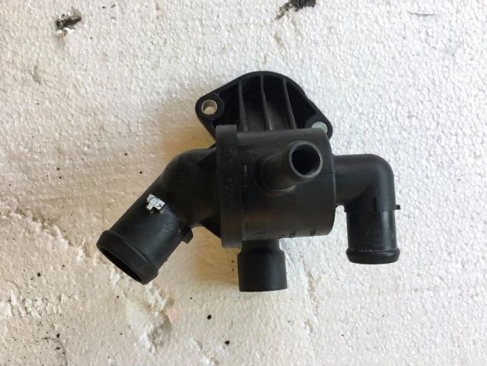 Termostat vw audi skoda seat 2.0tdi, stare perfecta 03L121111AE