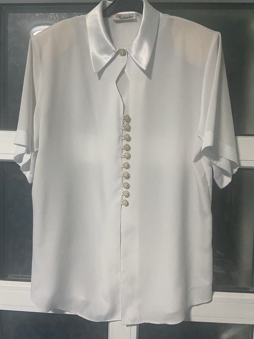 Елегантна риза, българско производство Паскалеви, размер М или малък L