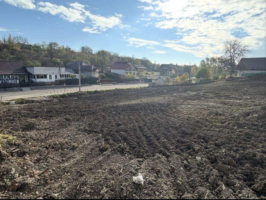 Teren de vanzare Baile Oglinzi Targu Neamt-1000 mp