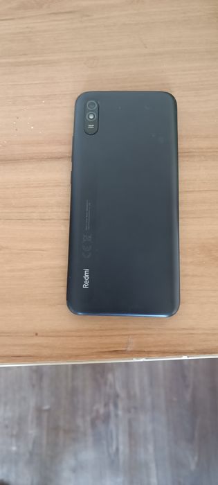 Продавам телефон и таблети за части