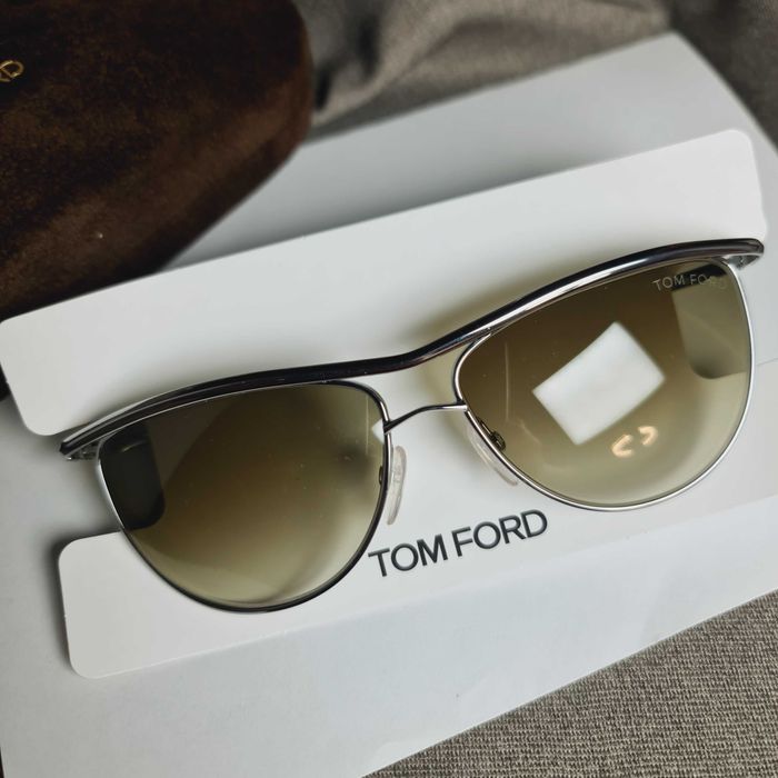 Солнцезащитные очки TF.