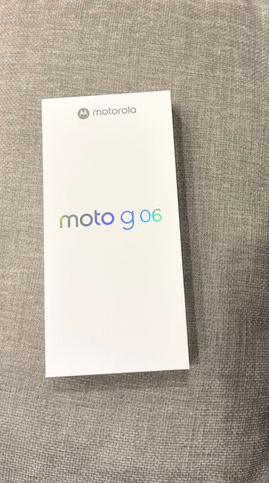 Телефон Moto go6
