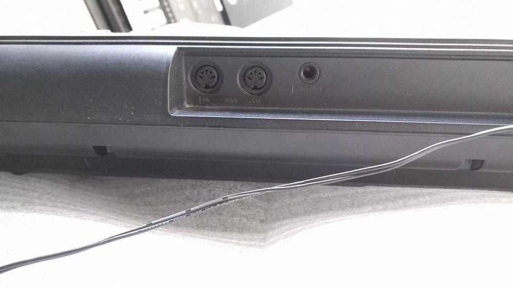 Yamaha PSR-R200 - 95€/185лв.