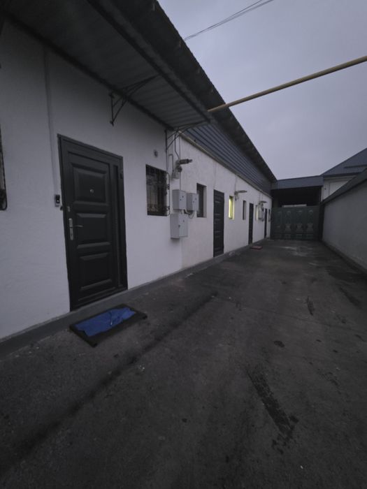 Қибрай тумани Тинчлик маҳалласи  2 хонали уй.