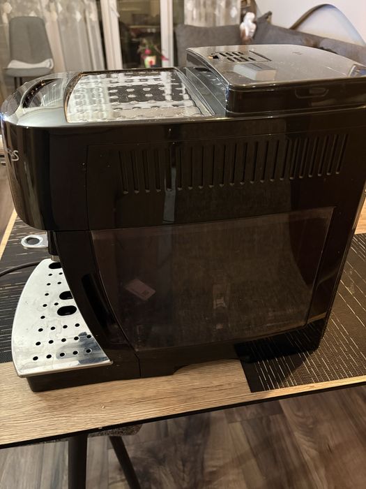 Кафеавтомат Delonghi Magnifica