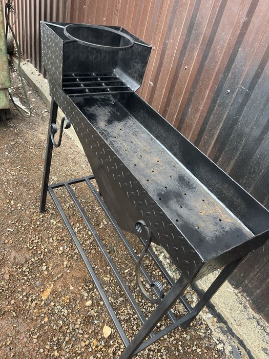 Мангал + место под казан