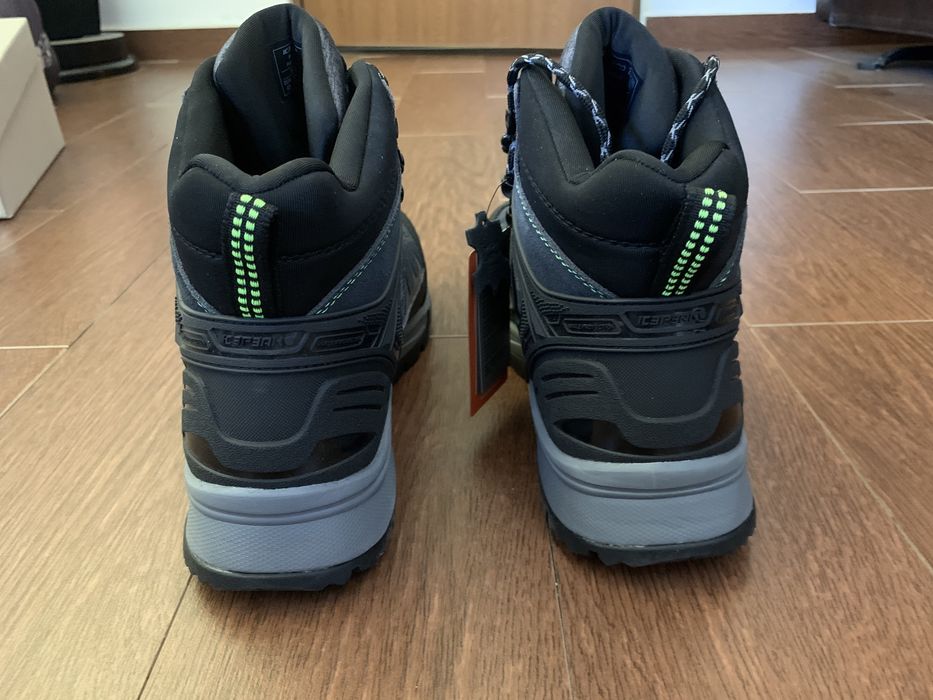 Bocanci Icepeak noi, cu eticheta,  Wynne 45