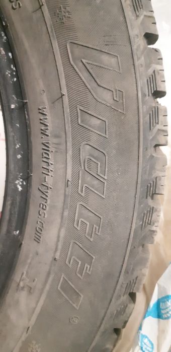 Шины,  зима (липучки)