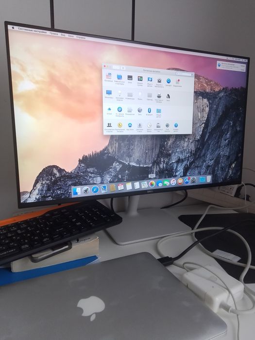 MacBook Pro 13" Early 2015 (A1502) — работает, разбит экран