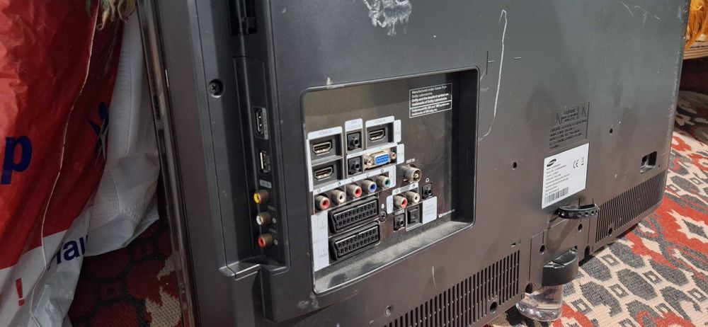 Телевизор Samsung