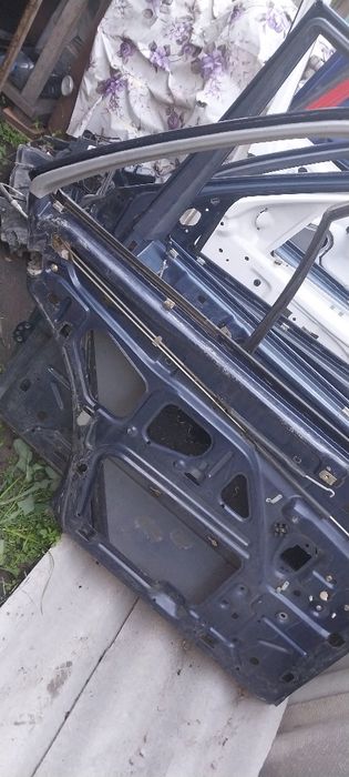 Запчясти на мерседес