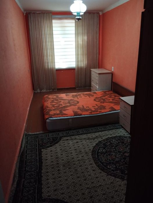 Сдаю 2-х комнатную квартиру на долгий срок.