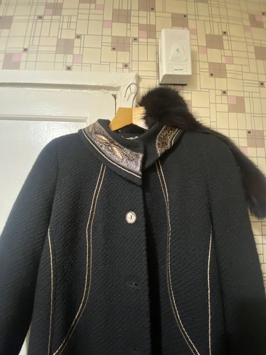 Продам пальто женское